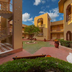 Heritage Villa Courtyard
